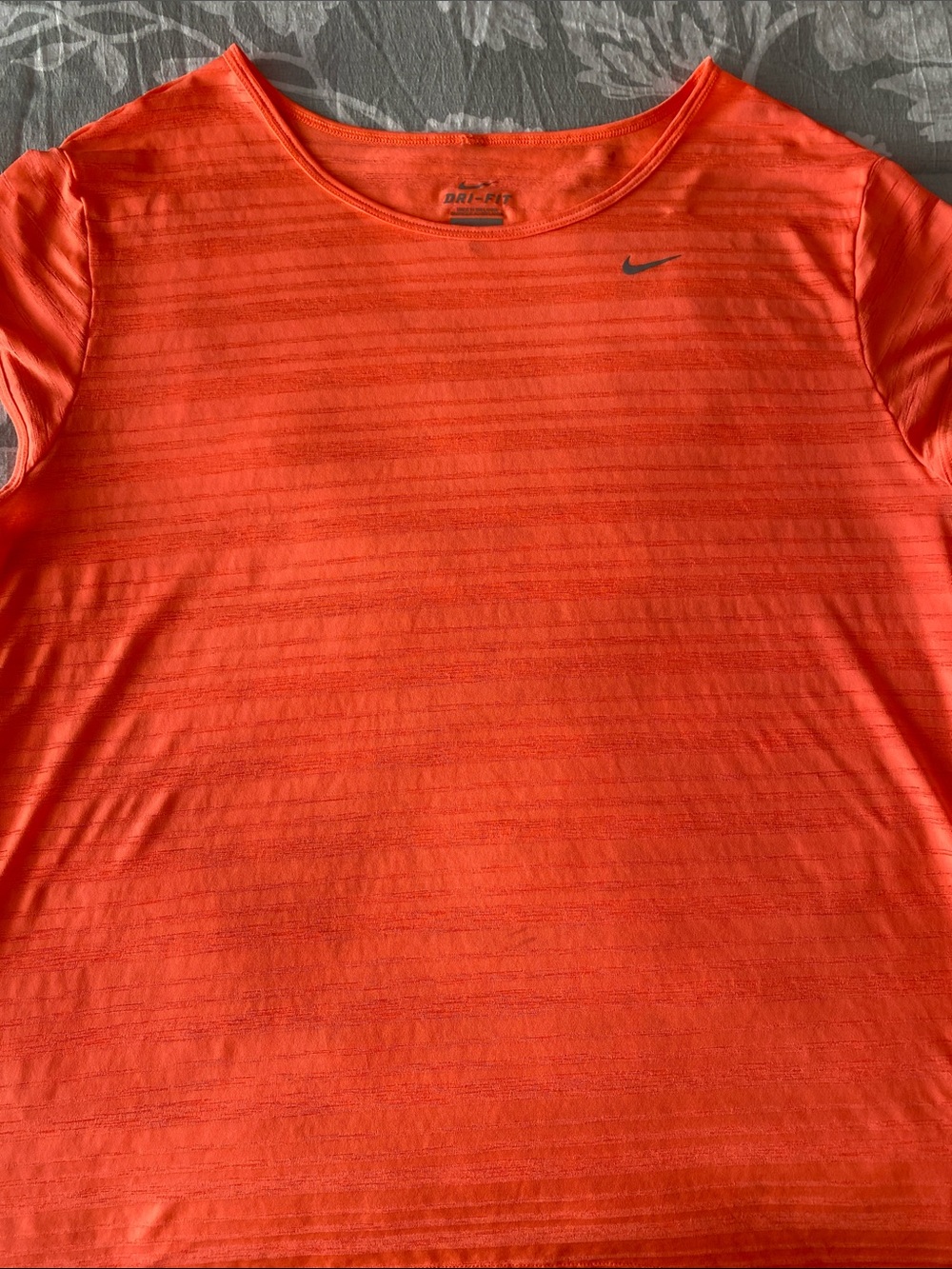 Nike Men’s Orange Short Sleeve Dri-FIT Tee